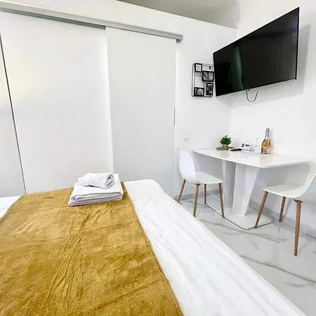 White Studio-3