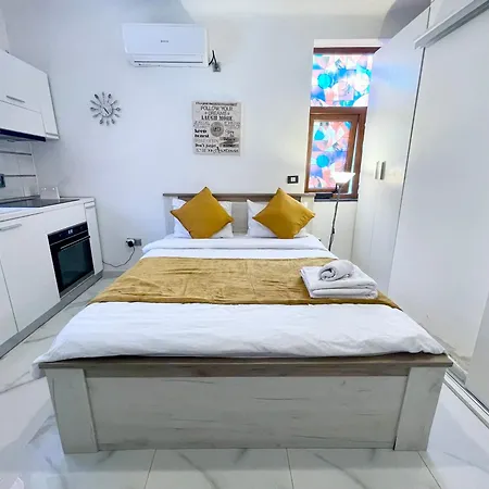 White Studio-2